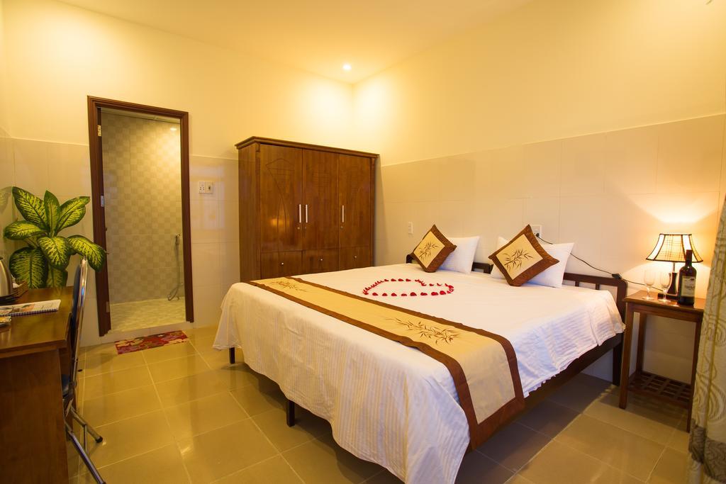 Holy Land Homestay Hoi An Zewnętrze zdjęcie