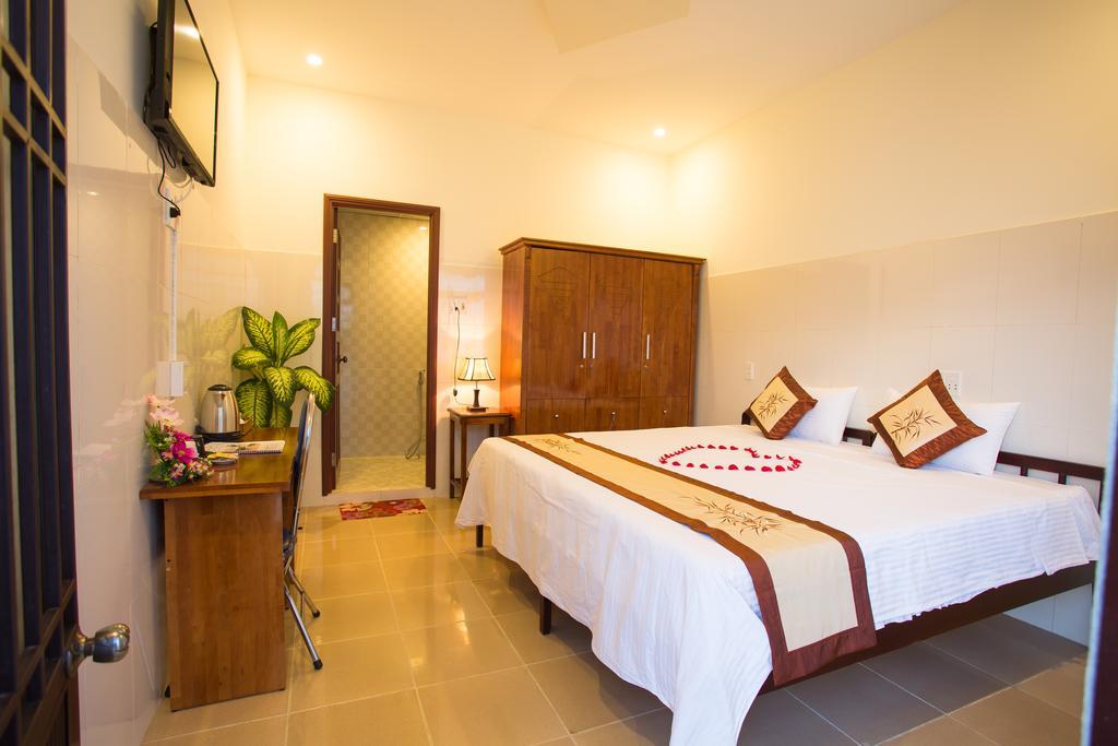 Holy Land Homestay Hoi An Zewnętrze zdjęcie